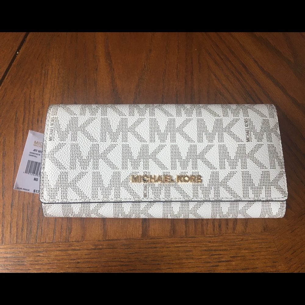 NWT Michael Kors wallet